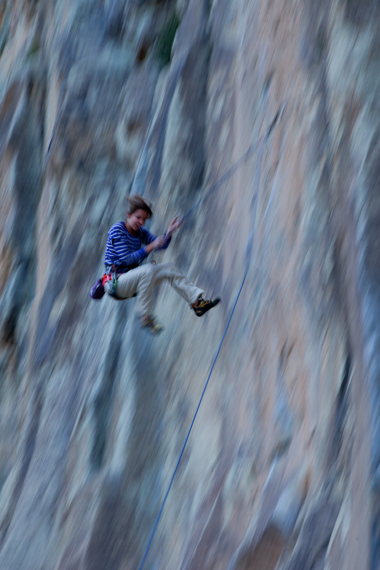 Climbing at Pole e Khab 